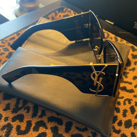 Saint Laurent SLM119F BLAZE 001 Black Oversized Cat Eye Women Sunglasses - Picture 5 of 17